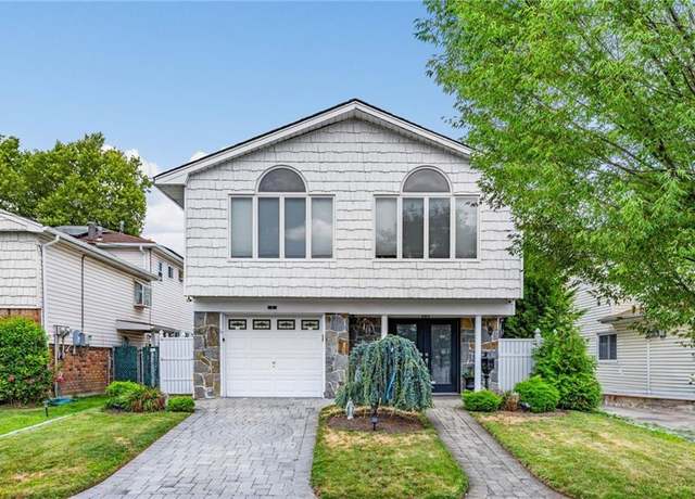 Property at 15 Berglund Ave, Staten  Island, NY 10314, 4 beds, 2 baths