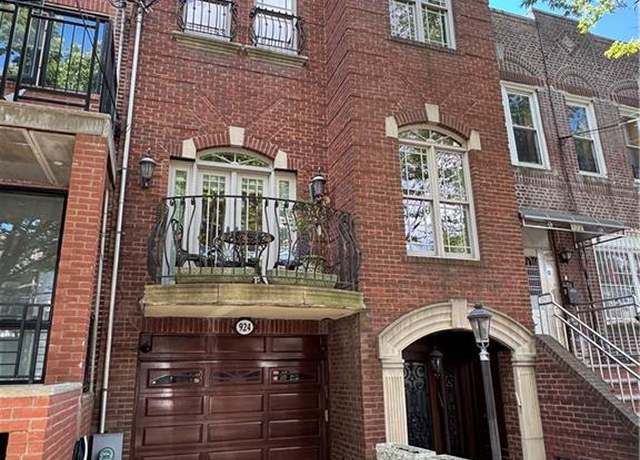 Property at 924 51 St, Brooklyn, NY 11219, 6 beds, 4.5 baths