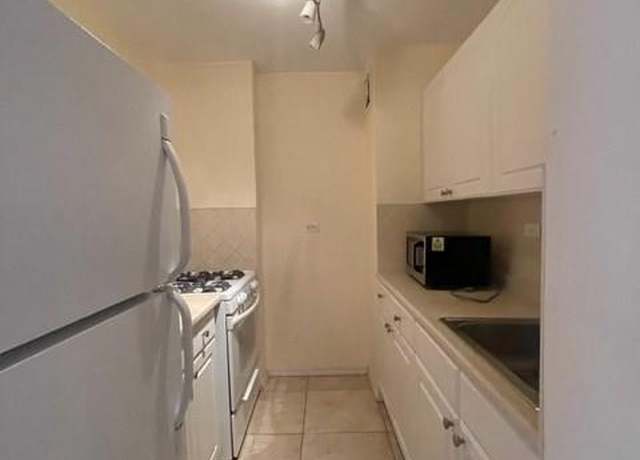Property at 2650 Ocean Pkwy Unit 9A, Brooklyn, NY 11235, 1 bath