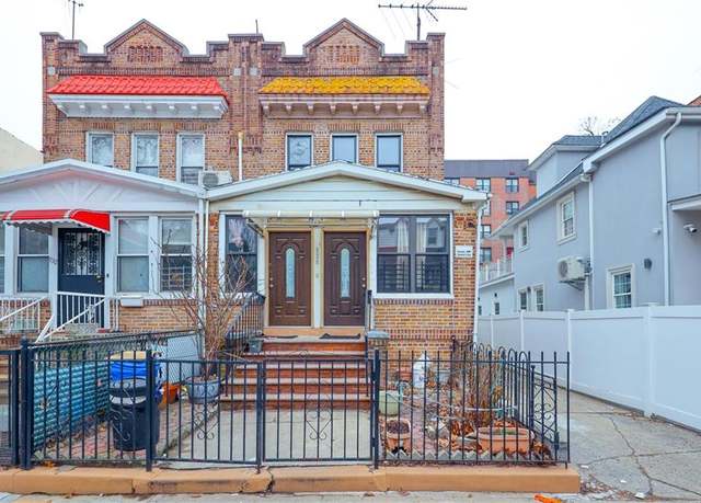 Property at 930 E 15th St, Brooklyn, NY 11230, 6 beds, 6 baths