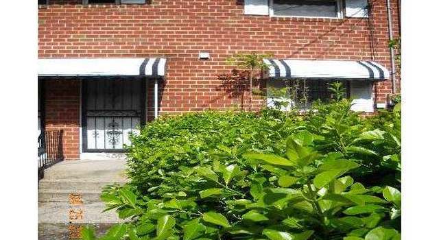 Photo of 509 Powell St, Brooklyn, NY 11212
