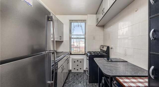 Photo of 3101 Ocean Pkwy Unit 6J, Brooklyn, NY 11235