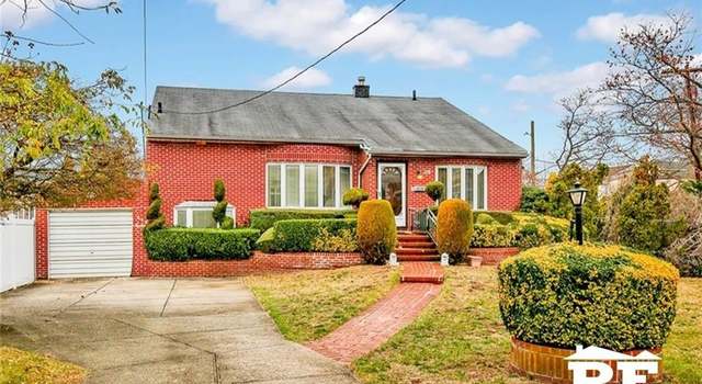 Photo of 26 Gaylord Dr N, Brooklyn, NY 11234