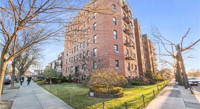 Photo of 2310 Ocean Pkwy Unit 6A, Brooklyn, NY 11223