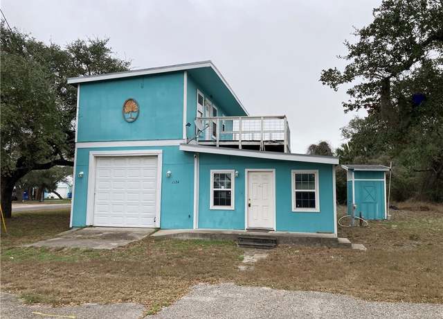 Property at 1124 N Pearl St, Rockport, TX 78382, 2 beds, 2 baths