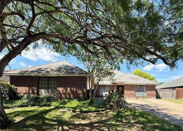 Property at 4526 Megal Dr, Corpus Christi, TX 78413, 4 beds, 2 baths