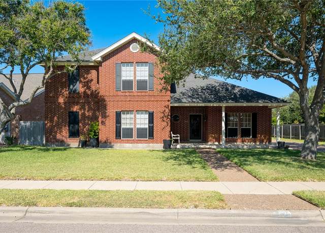 Property at 620 Colonial Dr, Portland, TX 78374, 4 beds, 4 baths