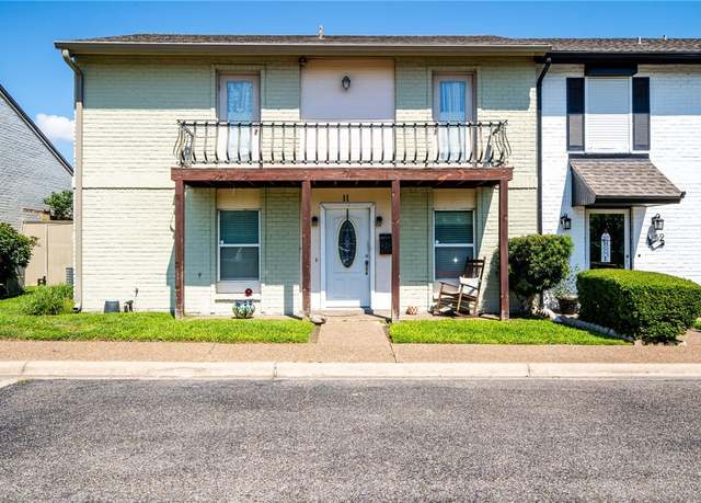 Property at 11 Rock Creek Dr, Corpus Christi, TX 78412, 3 beds, 2.5 baths