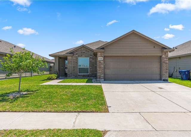 Property at 7805 Pruet Dr, Corpus Christi, TX 78414, 3 beds, 2 baths