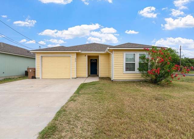 Property at 525 Military Dr, Corpus Christi, TX 78418, 3 beds, 2 baths