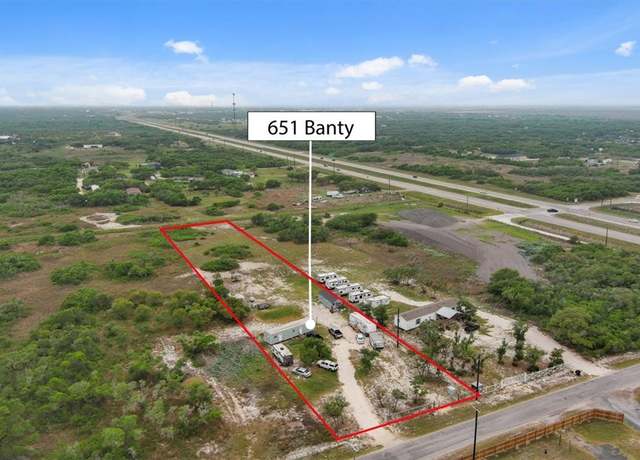 Property at 651 Banty, Aransas Pass, TX 78336, 2 beds, 1 bath
