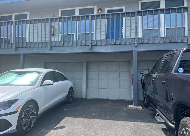 Property at 3402 Ocean Dr #10, Corpus Christi, TX 78411, 1 bed, 1 bath