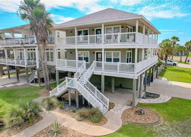Property at 820 Parkplace, Port Aransas, TX 78373, 4 beds, 3.5 baths