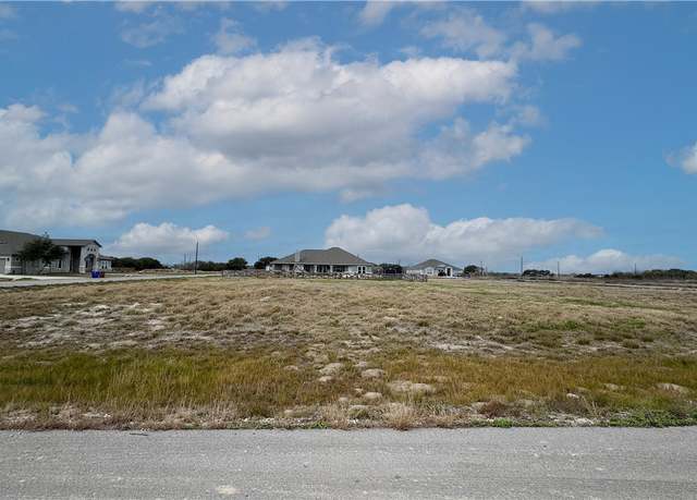 Property at 2106 Friesian Dr, Corpus Christi, TX 78418