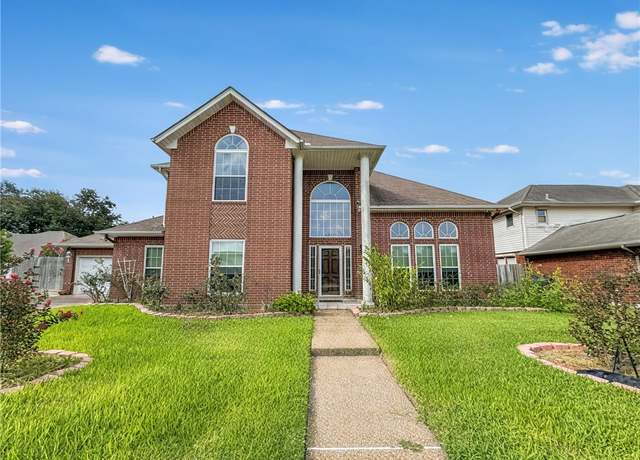 Property at 4513 Ammer Lake Dr, Corpus Christi, TX 78413, 4 beds, 3.5 baths