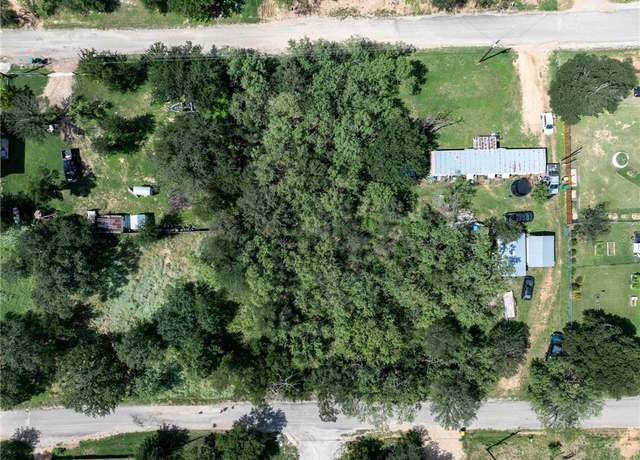 Property at 0 E Castlebriar Dr, TX 78654