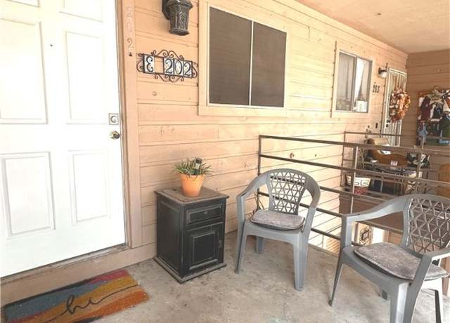 Property at 7122 Premont Dr Unit E 202, Corpus Christi, TX 78414, 1 bed, 1 bath