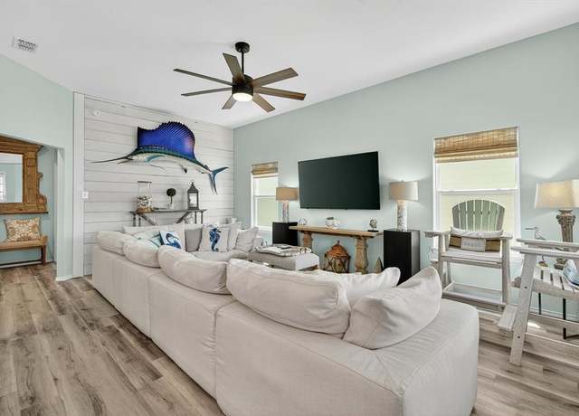 Property at 107 Rainbow Reef, Rockport, TX 78382, 2 beds, 2 baths