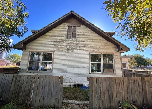 Property at 2826 Hargus St, Ingleside, TX 78362, 3 beds, 2 baths