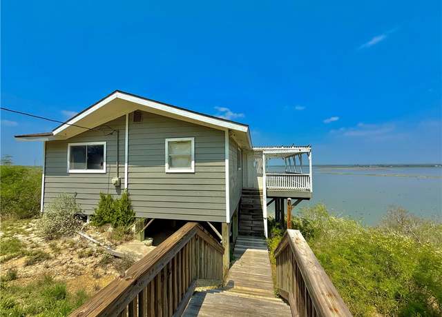 Property at 574 S Vista Dr, Sandia, TX 78383, 2 beds, 1 bath