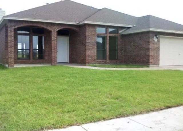Property at 6634 Samba Dr, Corpus Christi, TX 78414, 4 beds, 2.5 baths