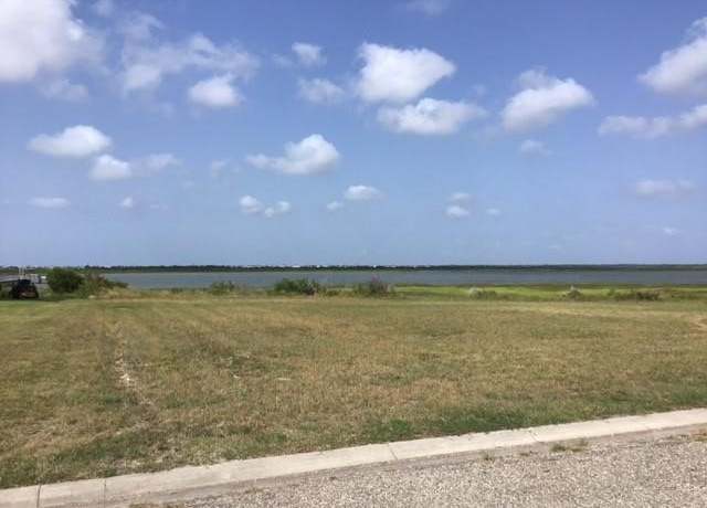 Property at 1 Northpointe Dr, Rockport, TX 78382