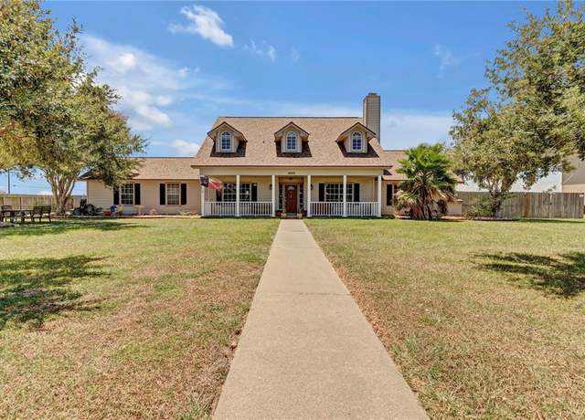 Property at 6009 King Trl, Corpus Christi, TX 78414, 4 beds, 3.5 baths