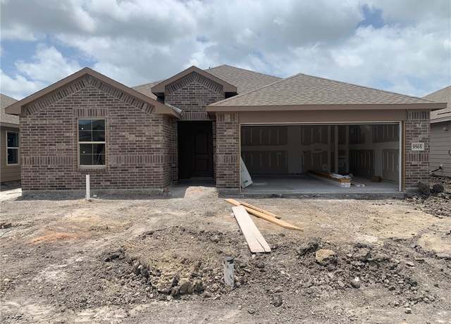 Property at 9565 Danish Oak Dr, Corpus Christi, TX 78410, 4 beds, 2 baths