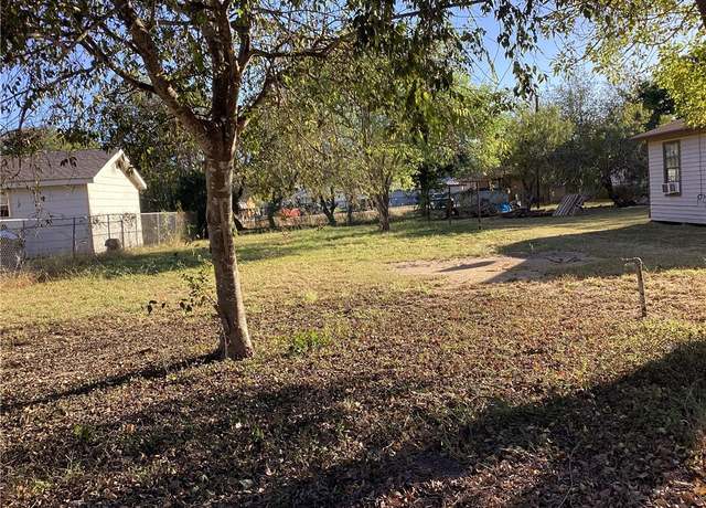 Property at 430 Virginia St, Alice, TX 78332