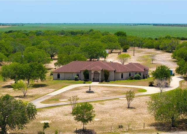 Property at 5763 Santa Isabelle Dr, Robstown, TX 78380, 4 beds, 4 baths