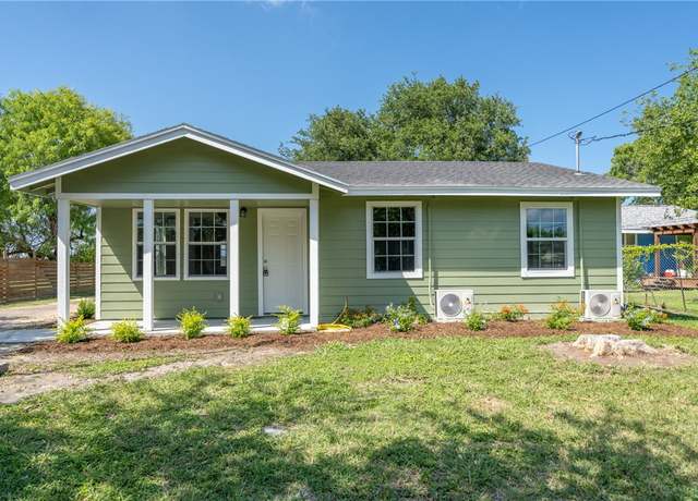 Property at 5506 Curtis Clark Dr, Corpus Christi, TX 78411, 5 beds, 2 baths