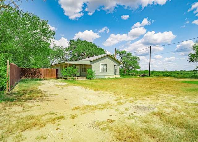 Property at 305 E Milam St, Pettus, TX 78416, 3 beds, 2 baths