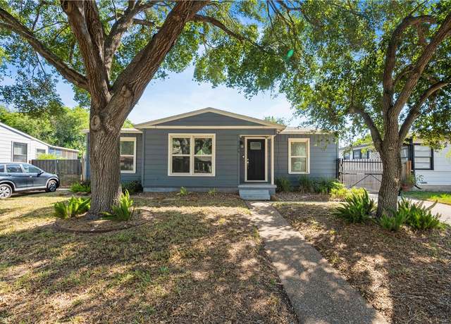 Property at 3254 Austin St, Corpus Christi, TX 78404, 3 beds, 2 baths
