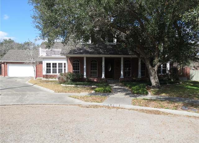 Property at 14718 Buttes Dr, Corpus Christi, TX 78410, 4 beds, 3.5 baths