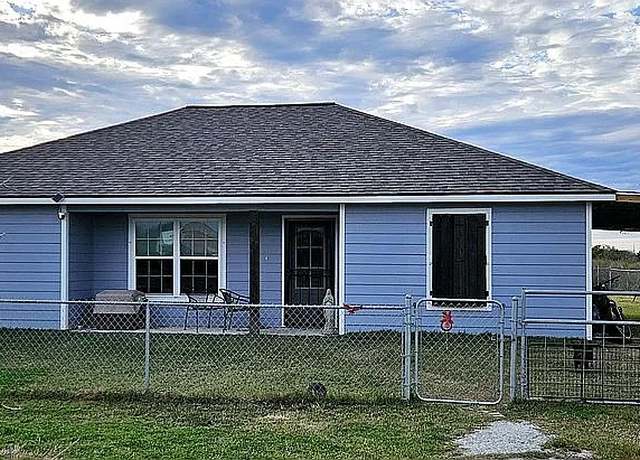 Property at 93 Dog Fish Dr, TX 77465, 3 beds, 2 baths