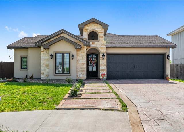 Property at 2006 Laurel St, Kingsville, TX 78363, 3 beds, 2.5 baths