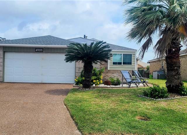 Property at 13938 Dasmarinas Dr, Corpus Christi, TX 78418, 3 beds, 2 baths