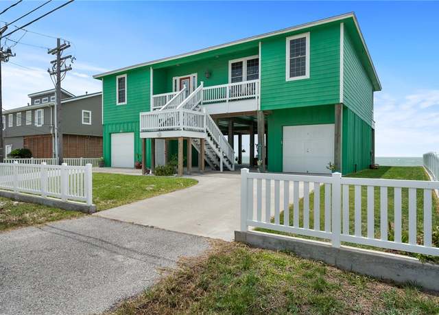 Property at 108 Bayshore Dr, Ingleside On The Bay, TX 78362, 3 beds, 2 baths