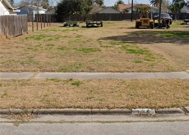 Property at 123 N Mccampbell St, Aransas Pass, TX 78336