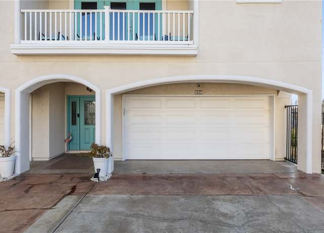 Property at 14422 Verdemar Dr #301, Corpus Christi, TX 78418, 3 beds, 3 baths