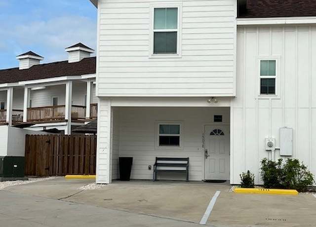 Property at 15038 Kokomo Dr, Corpus Christi, TX 78418, 3 beds, 3 baths