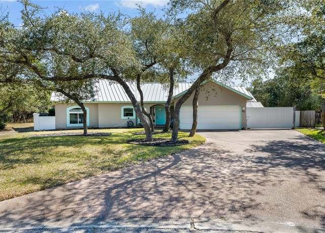 Property at 610 Bent Tree St, Rockport, TX 78382, 3 beds, 2 baths