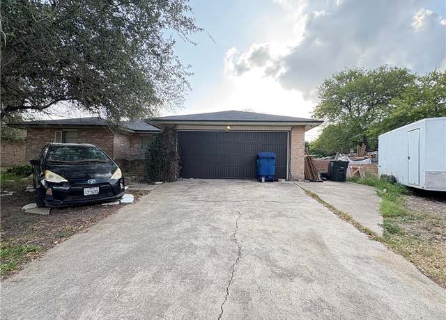 Property at 2817 Sage Brush Dr, Corpus Christi, TX 78410, 3 beds, 2 baths