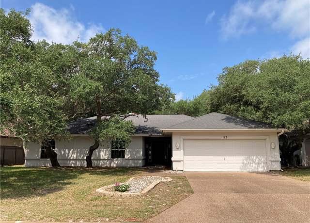 Property at 113 Royal Oaks Dr, Rockport, TX 78382, 3 beds, 3 baths