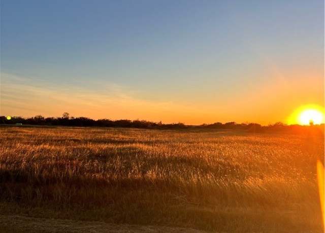 Property at 16 Northpointe Cir, Rockport, TX 78382