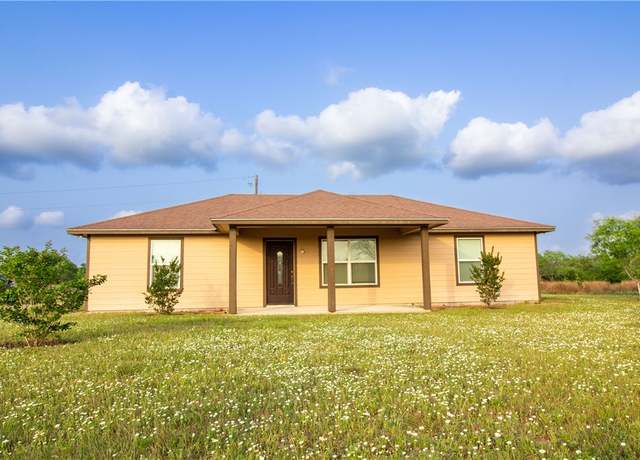 Property at 3134 Highway 59 E, Beeville, TX 78102, 3 beds, 2 baths