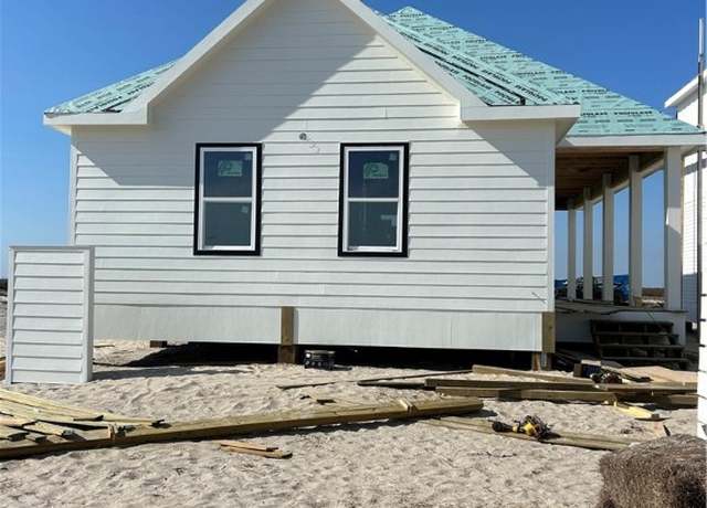 Property at 199 St. John Cir, Port Aransas, TX 78373, 3 beds, 2 baths