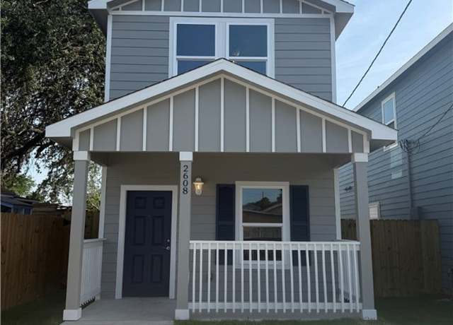 Property at 2608 Marguerite St, Corpus Christi, TX 78405, 3 beds, 2.5 baths