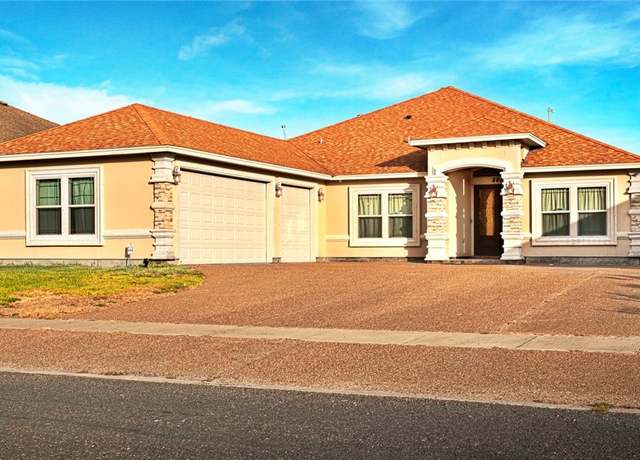 Property at 3813 Elvis Dr, Corpus Christi, TX 78414, 4 beds, 3 baths