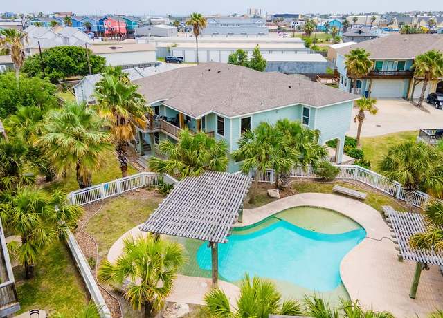 Property at 247 W Roberts Ave #16, Port Aransas, TX 78373, 3 beds, 3.5 baths